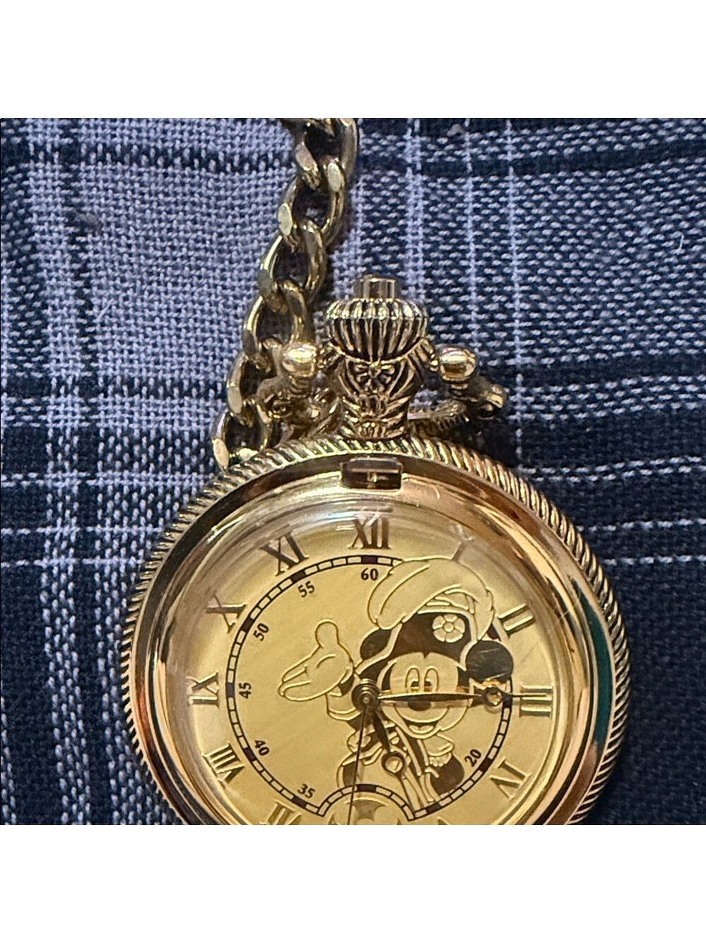 VTG Tokyo Disneysea Celebration 2002 Gold Pocket Watch with Chain - Picture 5 of 8